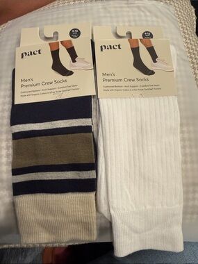 Pact Organic Cotton Blend Men's Crew Socks - White & Olive/Navy Stripes